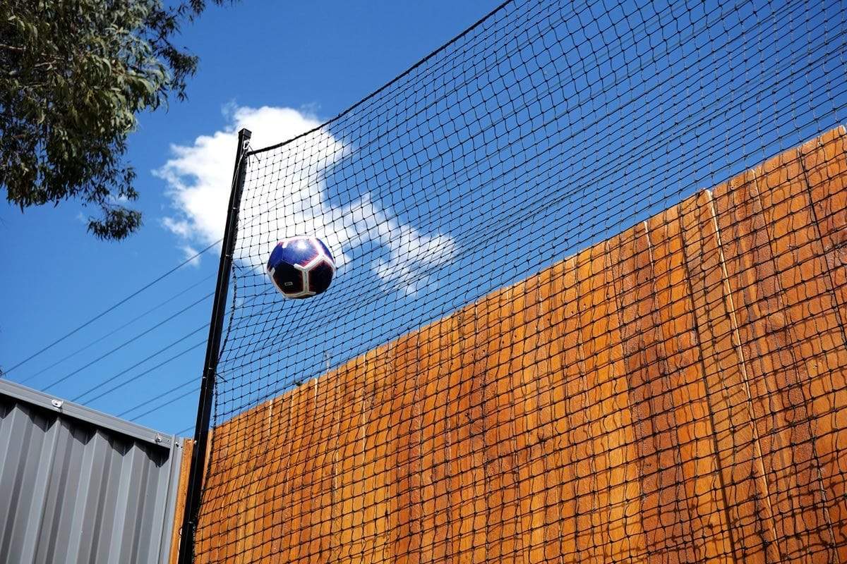 Ball Stop Barrier Nets with 2 Support Posts - 40mm sq - Image 14